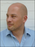 Alexander Kerscher - Autor des Jimdo Handbuches und Inhaber der Kölner Agentur Fruits & Harvest