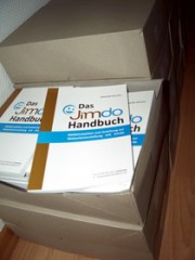 Die erste Auflage des Jimdo Handbuchs - als noch welche verfügbar waren. ;)